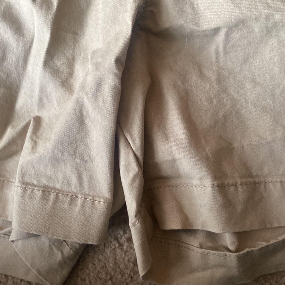 Khaki Shorts - Picture 5 of 7